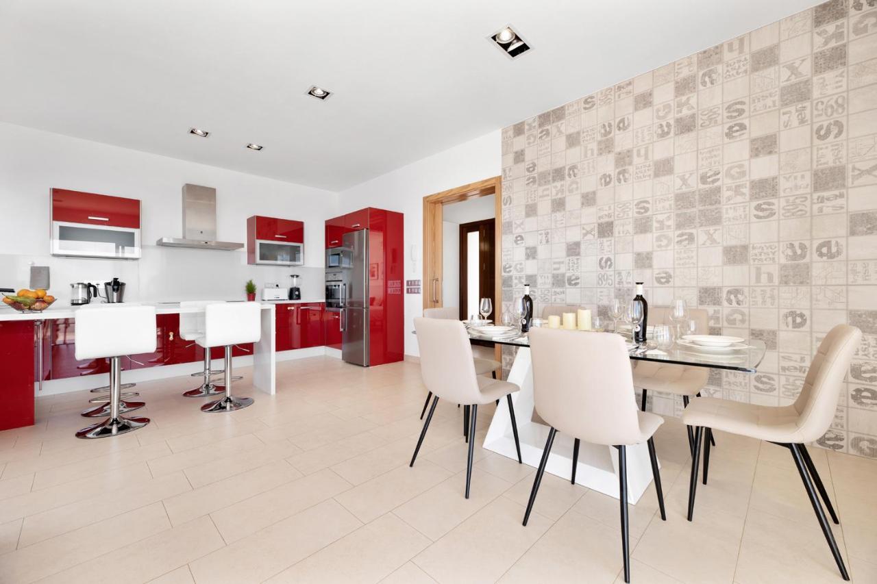 Suite Isabela ติอาส ภายนอก รูปภาพ